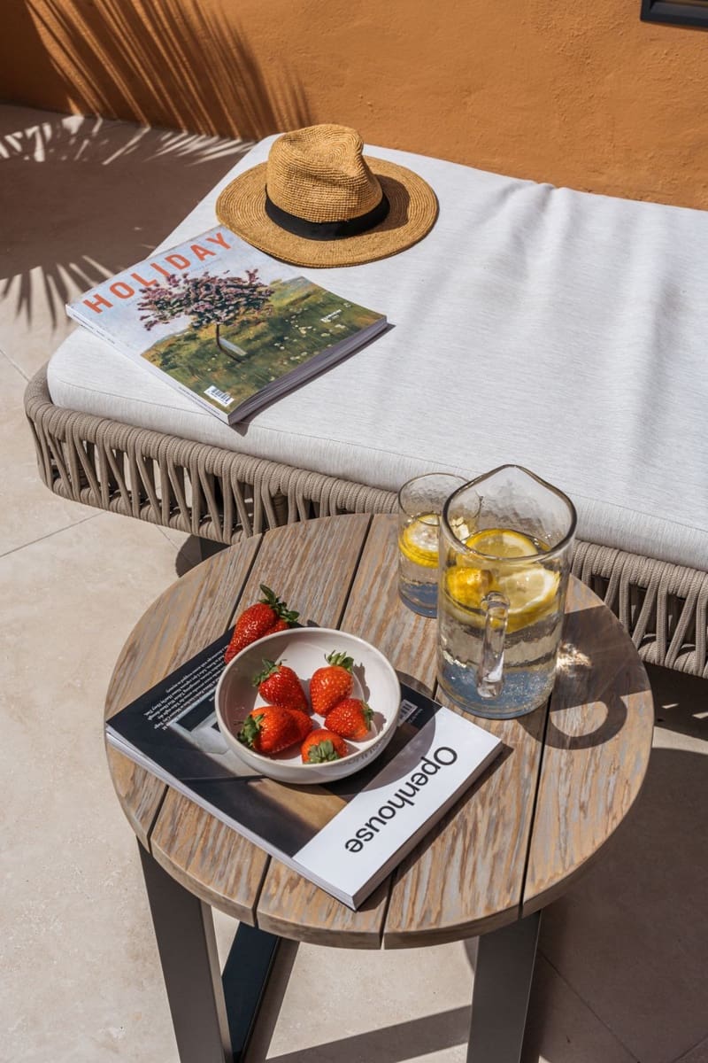 4 bedroom Apartment for sale in Nueva Andalucia with pool garage - € 2,950,000 (Ref: 9021849)