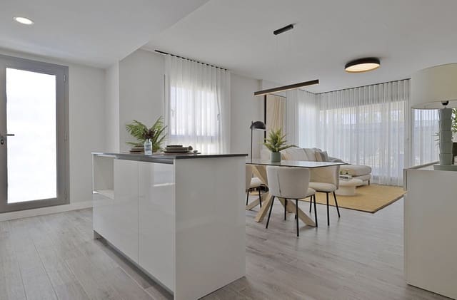 4 makuuhuone Huoneisto myytävänä paikassa Mijas Costa, Mijas mukana uima-altaan 
autotalli - 742 600 € (Ref: 9023996)