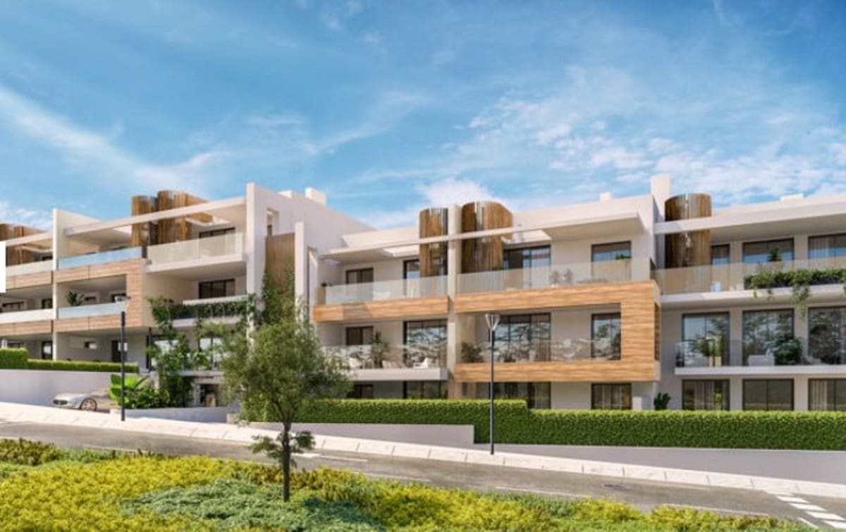 3 Zimmer Apartment zu verkaufen in Fuengirola mit Pool Garage - 785.000 € (Ref: 9025718)