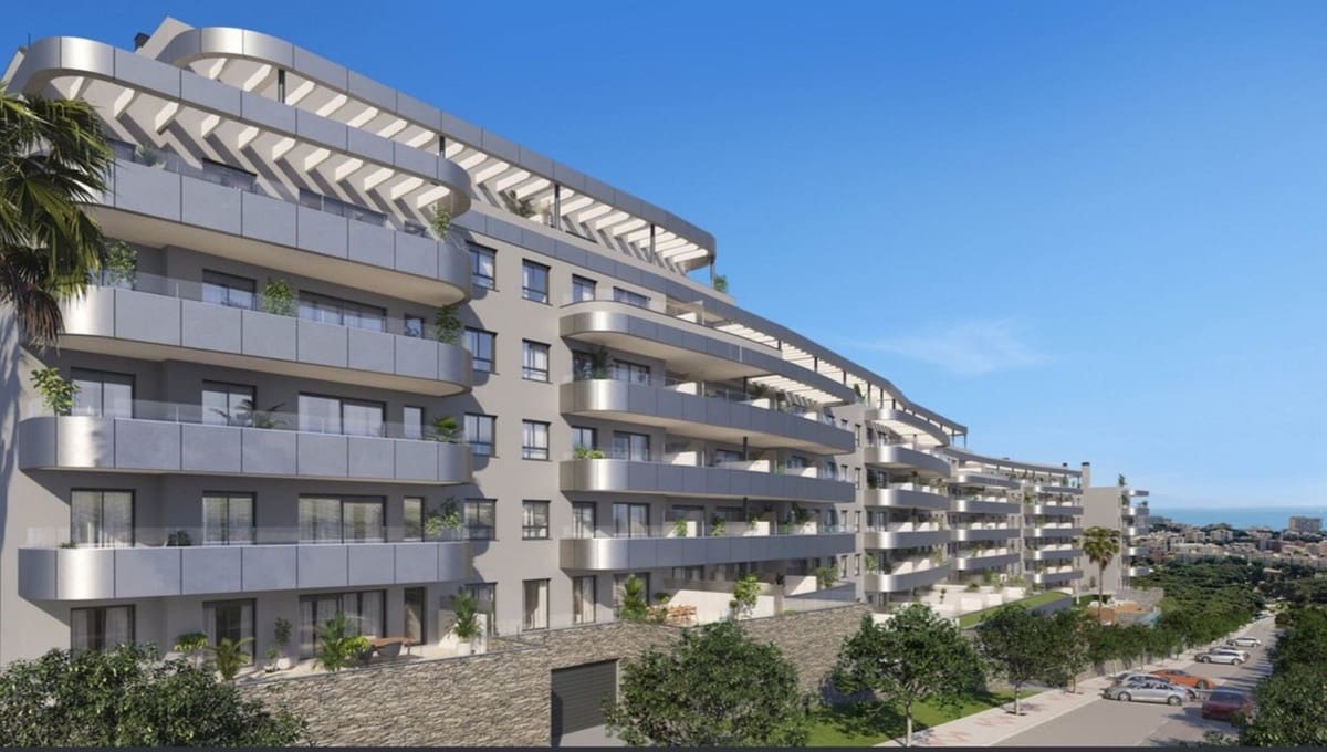 2 bedroom Apartment for sale in Torremolinos with pool garage - € 699,000 (Ref: 9025722)