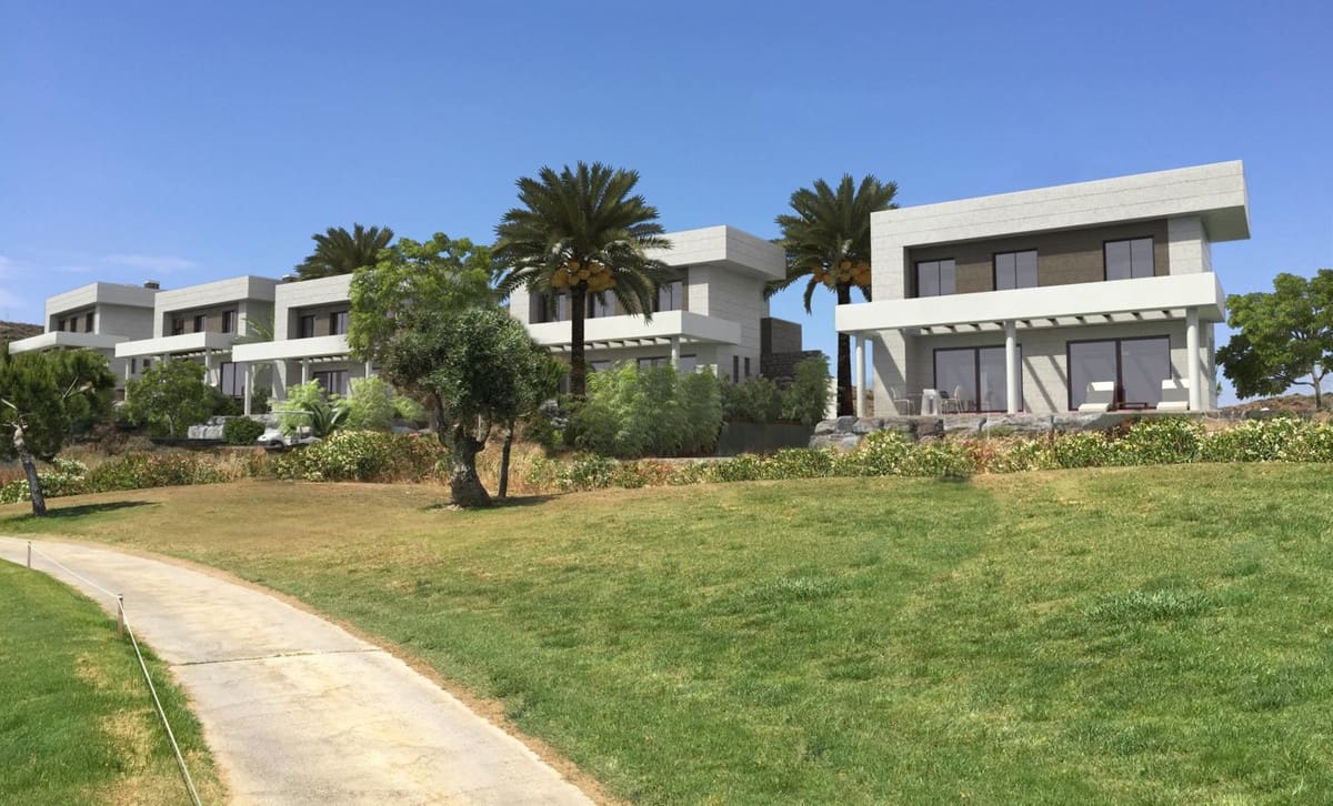 3 soveværelse Villa til salg i La Cala de Mijas med swimmingpool garage - € 975.000 (Ref: 9028542)