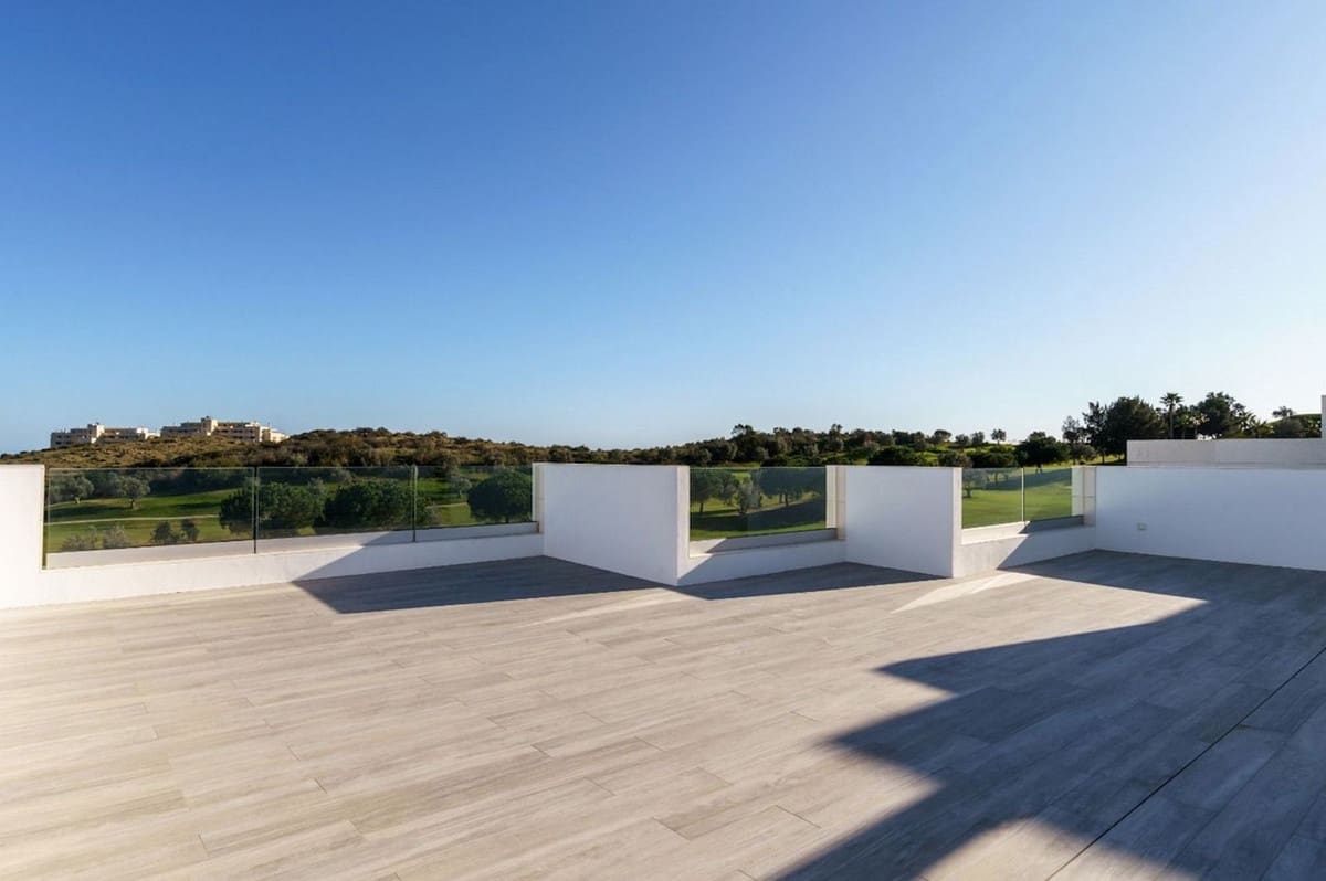 3 soverom Villa til salgs i La Cala de Mijas med svømmebasseng garasje - € 975 000 (Ref: 9028542)