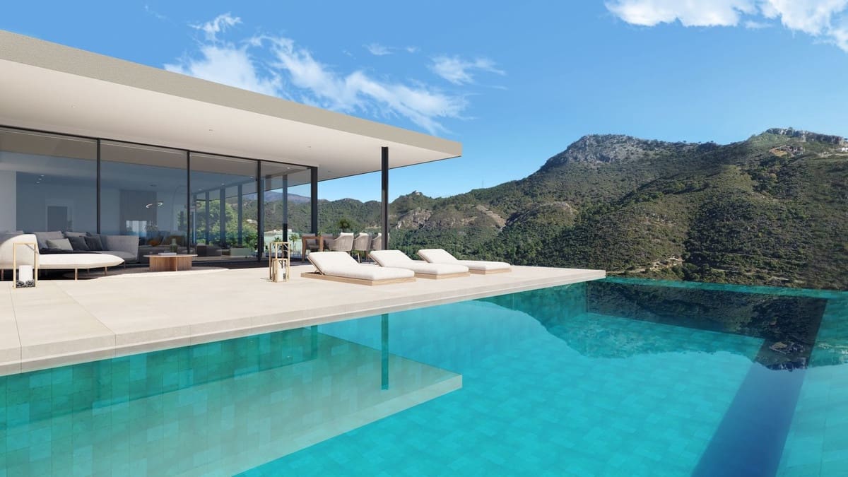 4 bedroom Villa for sale in Benahavis with pool garage - € 2,695,000 (Ref: 9051807)