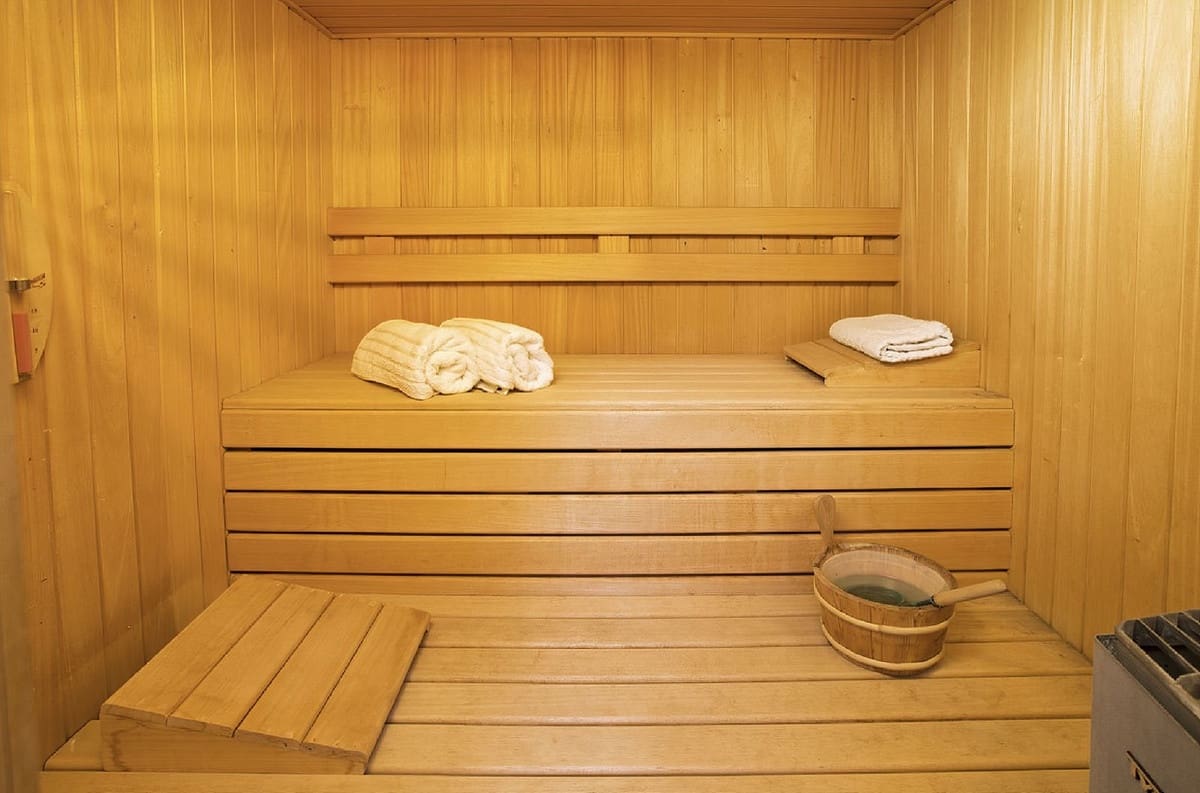 8 bedroom Villa for sale in Elviria with pool garage - € 1,999,900 (Ref: 9058140)