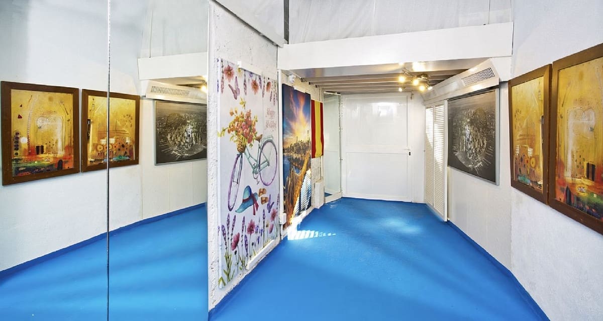 8 bedroom Villa for sale in Elviria with pool garage - € 1,999,900 (Ref: 9058140)