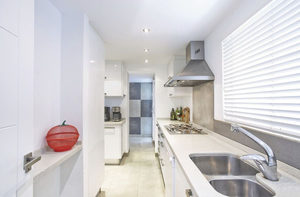 8 chambre Villa/Maison à vendre à Elviria avec piscine garage - 1 999 900 € (Ref: 9058140)