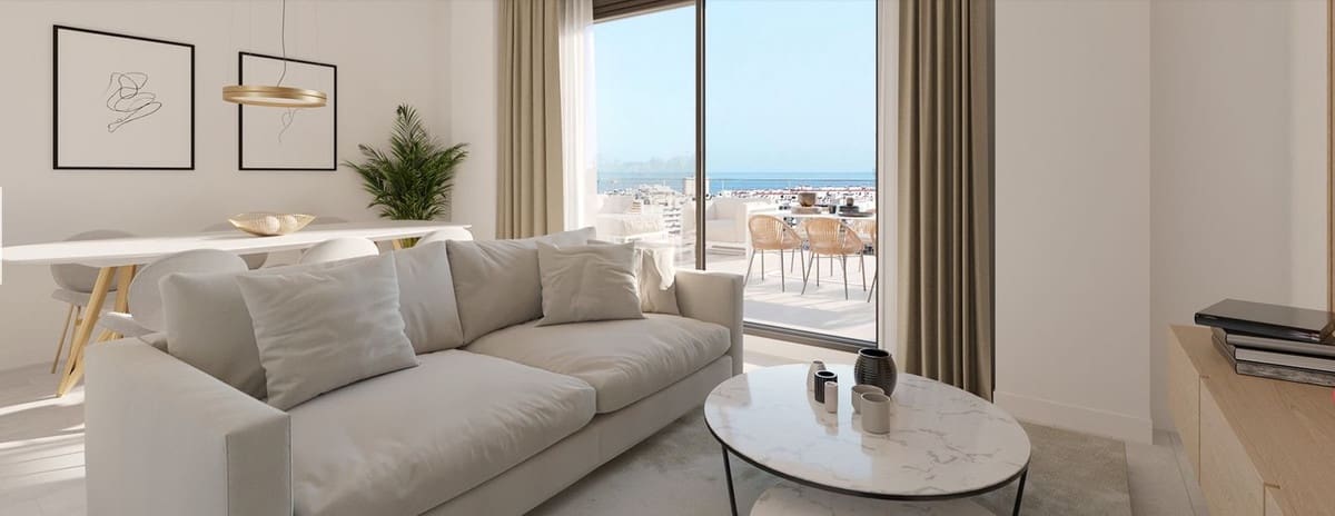 Apartamento de 3 habitaciones en Estepona en venta con piscina garaje - 384.000 € (Ref: 9064563)