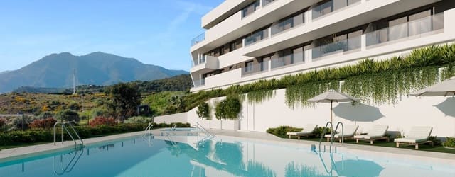 Apartamento de 3 habitaciones en Estepona en venta con piscina garaje - 384.000 € (Ref: 9064563)