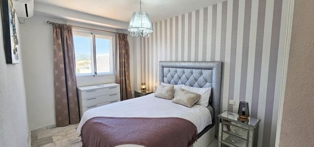 2 makuuhuone Huoneisto myytävänä paikassa Bahia de Casares, Casares mukana uima-altaan 
autotalli - 310 000 € (Ref: 9064564)