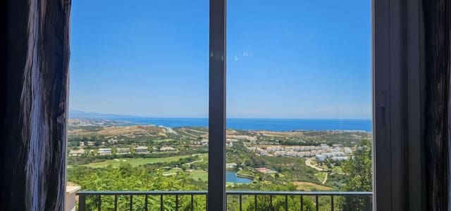 2 makuuhuone Huoneisto myytävänä paikassa Bahia de Casares, Casares mukana uima-altaan 
autotalli - 310 000 € (Ref: 9064564)