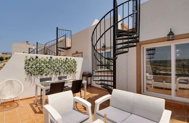 2 makuuhuone Huoneisto myytävänä paikassa Bahia de Casares, Casares mukana uima-altaan 
autotalli - 310 000 € (Ref: 9064564)
