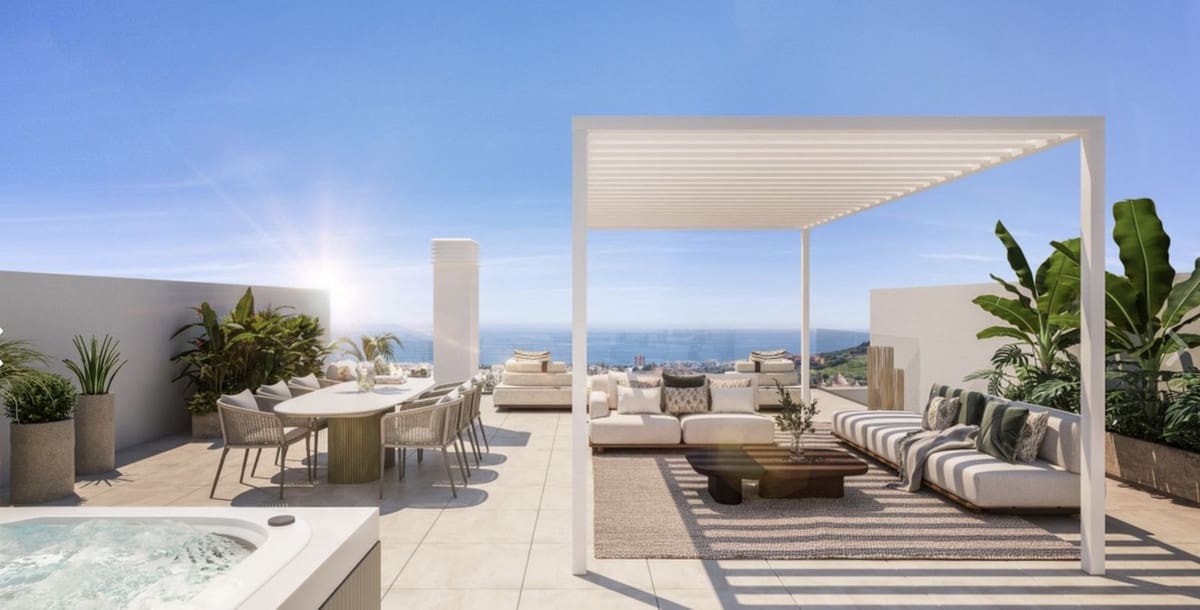 3 soverom Leilighet til salgs i La Duquesa / Puerto de la Duquesa med svømmebasseng garasje - € 398 000 (Ref: 9064723)