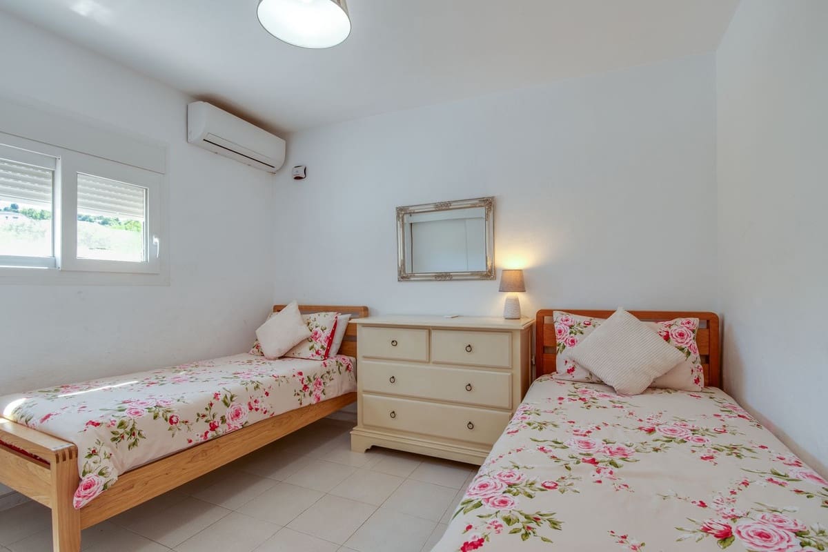 5 quarto Moradia para venda em Coin com piscina garagem - 629 000 € (Ref: 9072914)