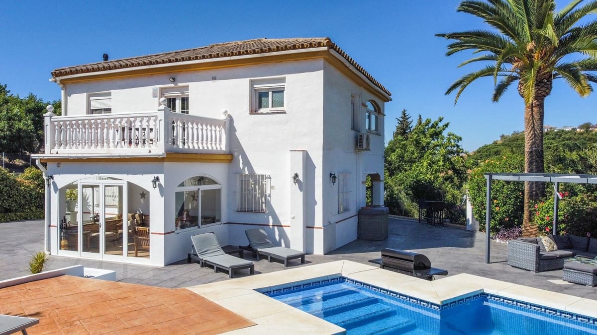 5 quarto Moradia para venda em Coin com piscina garagem - 629 000 € (Ref: 9072914)