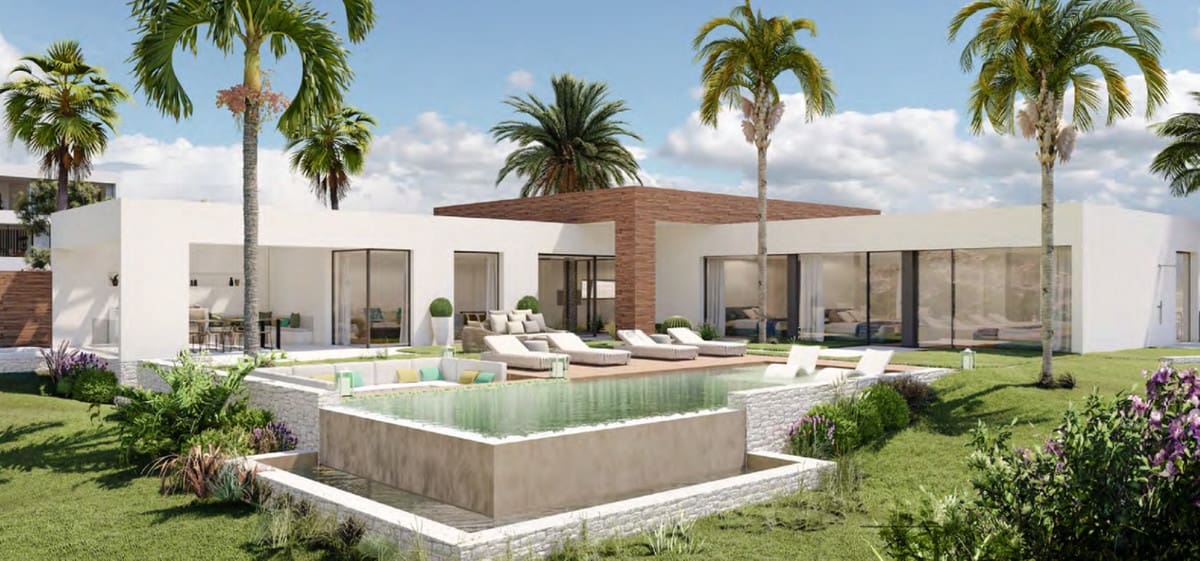 4 slaapkamer Villa te koop in Los Monteros met zwembad garage - € 4.500.000 (Ref: 9072917)
