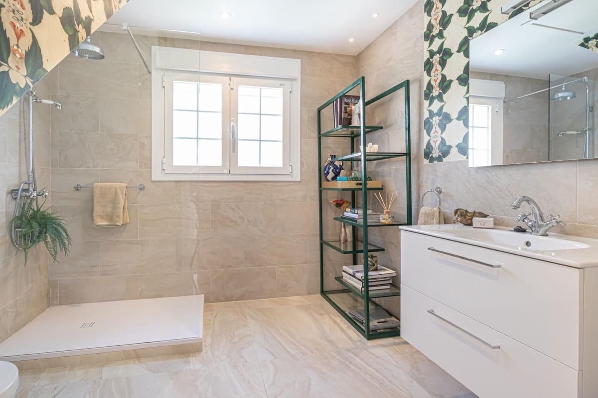 4 Zimmer Villa zu vermieten in Benahavis mit Pool Garage - 9.000 € (Ref: 9074196)