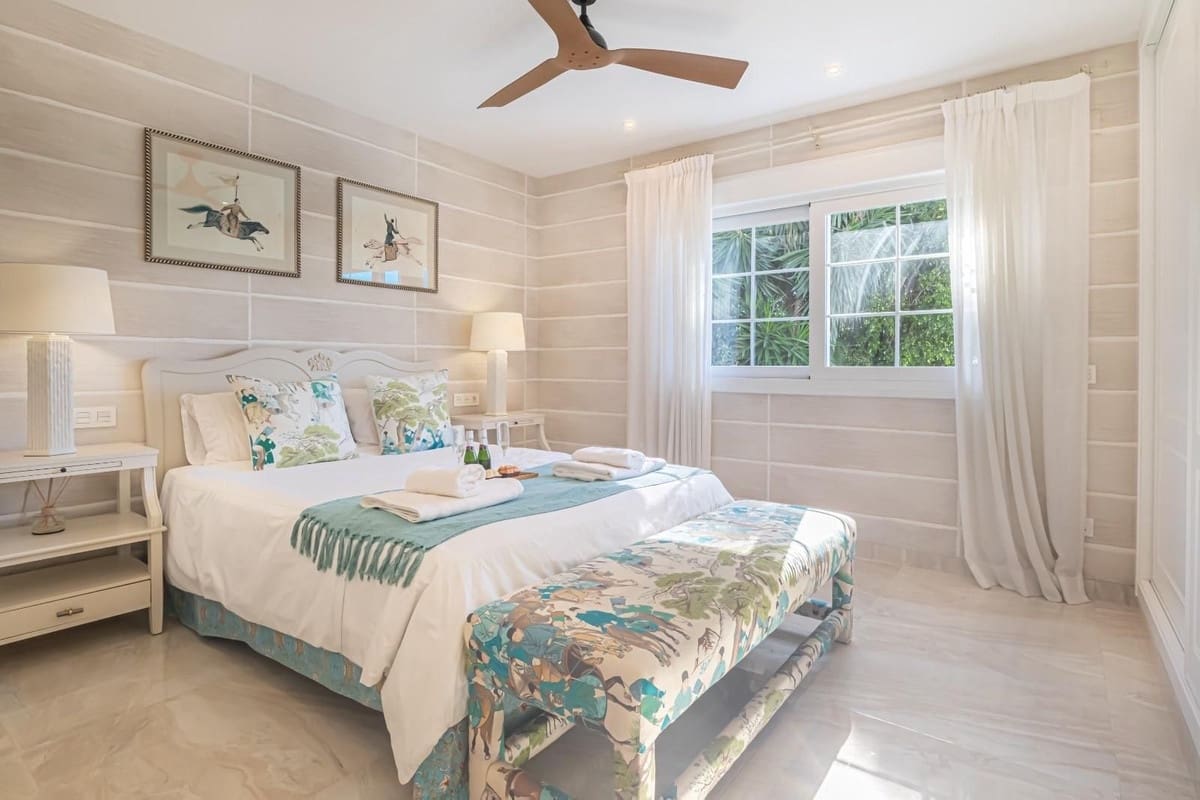 4 Zimmer Villa zu vermieten in Benahavis mit Pool Garage - 9.000 € (Ref: 9074196)