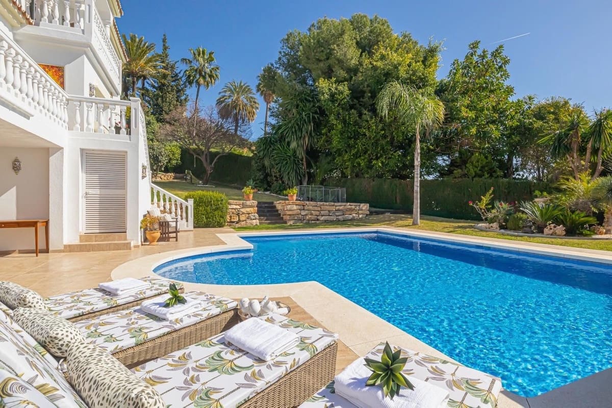 4 Zimmer Villa zu vermieten in Benahavis mit Pool Garage - 9.000 € (Ref: 9074196)
