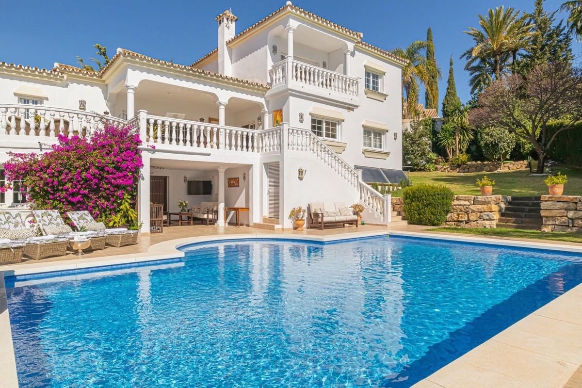 4 Zimmer Villa zu vermieten in Benahavis mit Pool Garage - 9.000 € (Ref: 9074196)