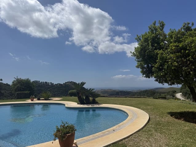 6 bedroom Villa for rent in La Zagaleta, Benahavís with pool garage - € 15,000 (Ref: 9075656)