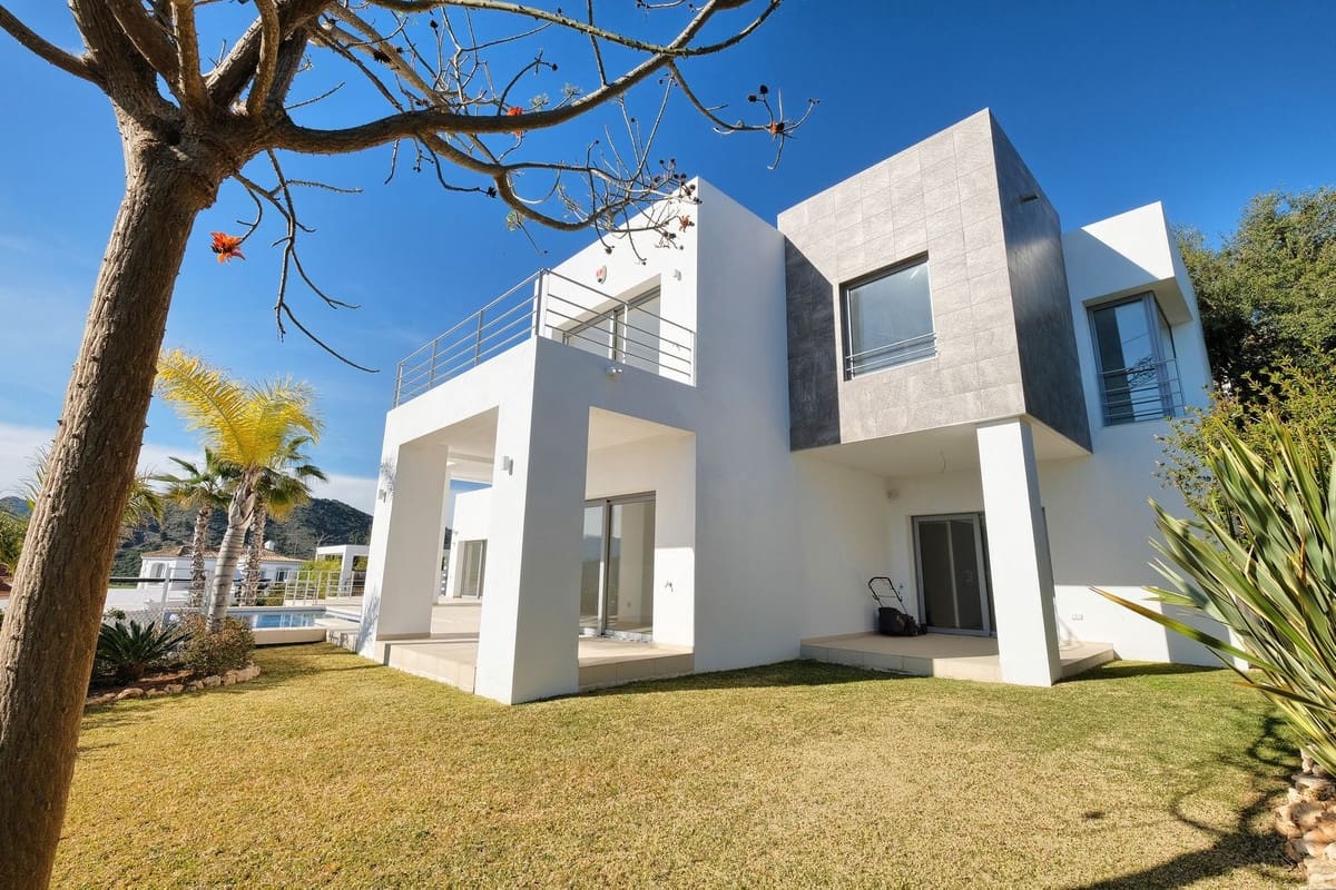 4 camera da letto Villa in vendita in Benahavis con piscina garage - 2.200.000 € (Rif: 9076824)