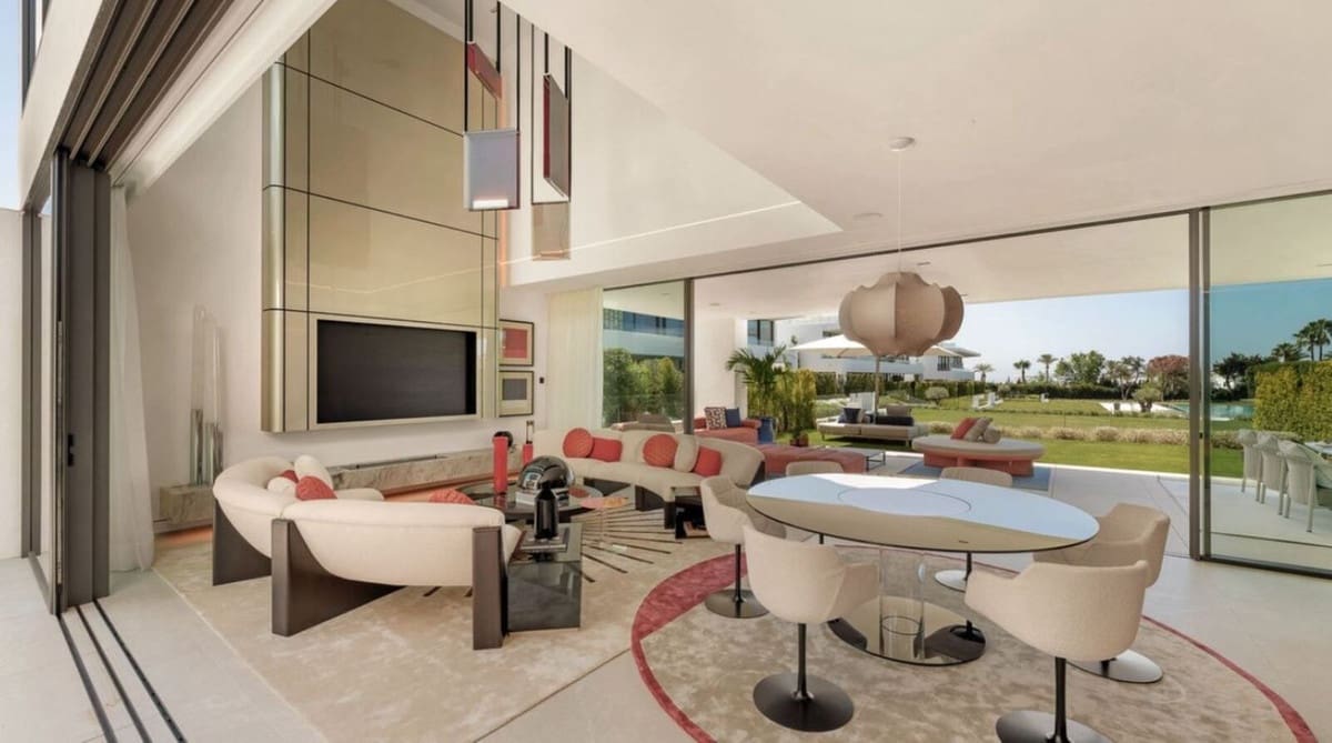 4 sovrum Villa till salu i Golden Mile med pool garage - 7 900 000 € (Ref: 9079808)