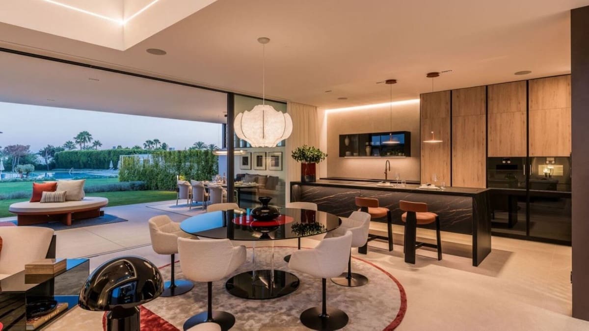 4 sovrum Villa till salu i Golden Mile med pool garage - 7 900 000 € (Ref: 9079808)