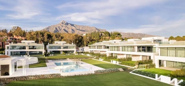 4 soverom Villa til salgs i Golden Mile, Marbella med svømmebasseng garasje - € 7 900 000 (Ref: 9079808)