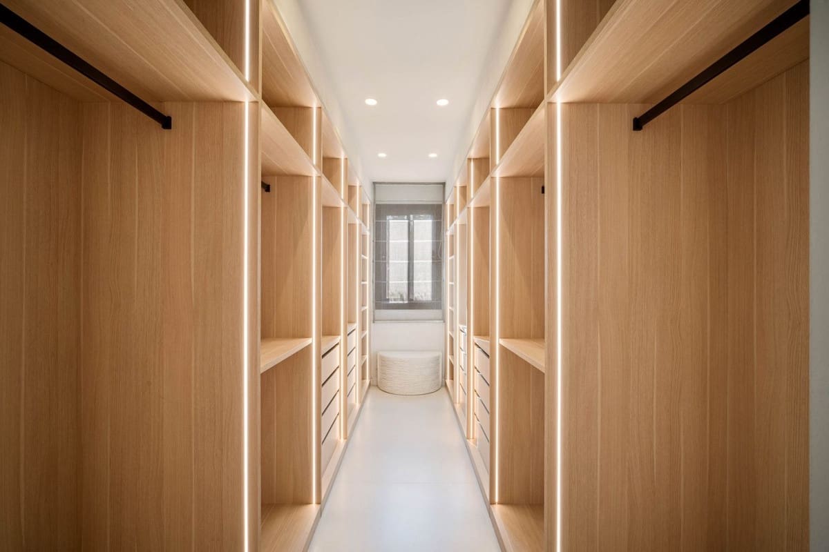 4 soveværelse Villa til salg i Nueva Andalucia med swimmingpool garage - € 4.350.000 (Ref: 9094692)