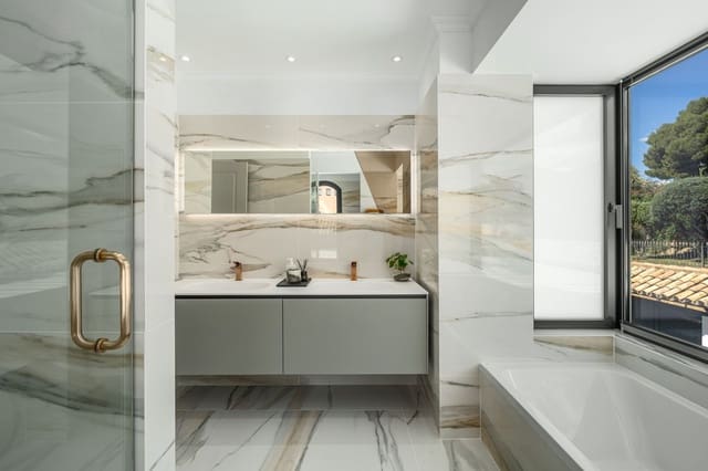 5 slaapkamer Villa te koop in Golden Mile, Marbella met zwembad garage - € 6.980.000 (Ref: 9094761)