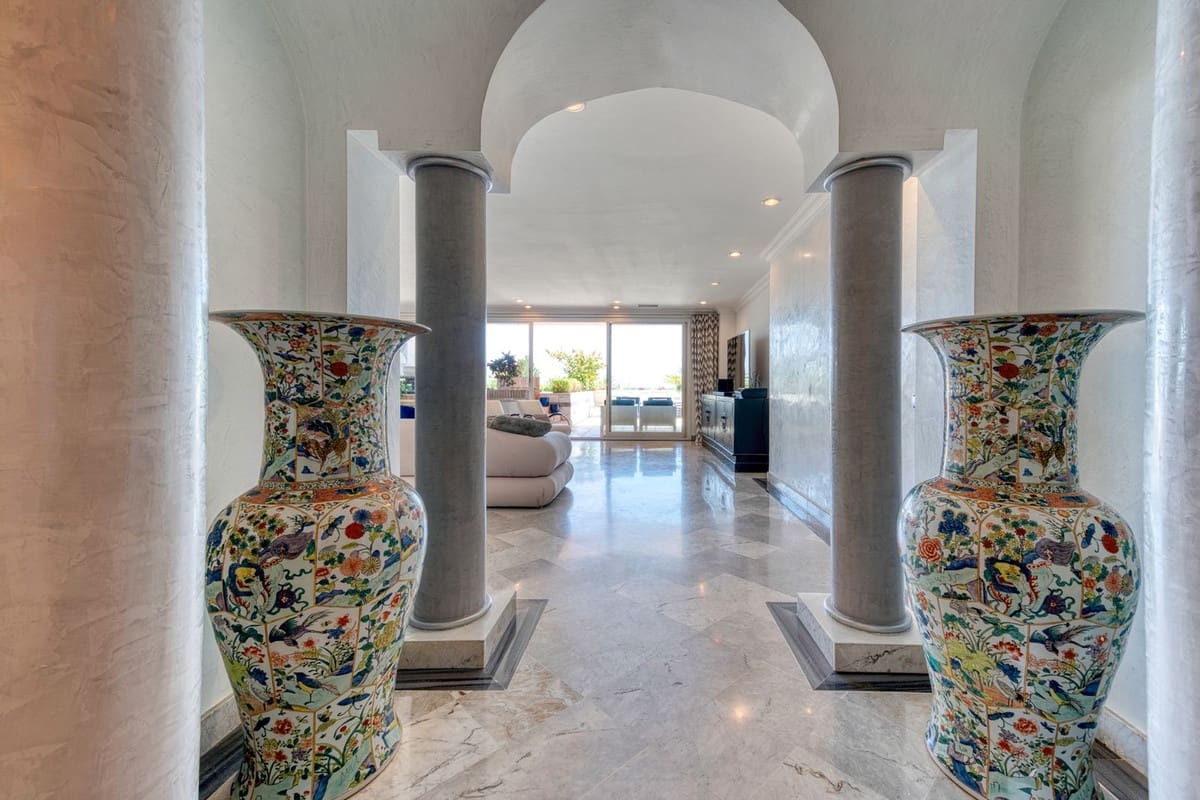 3 bedroom Apartment for sale in Puerto Banus with pool garage - € 5,100,000 (Ref: 9099773)