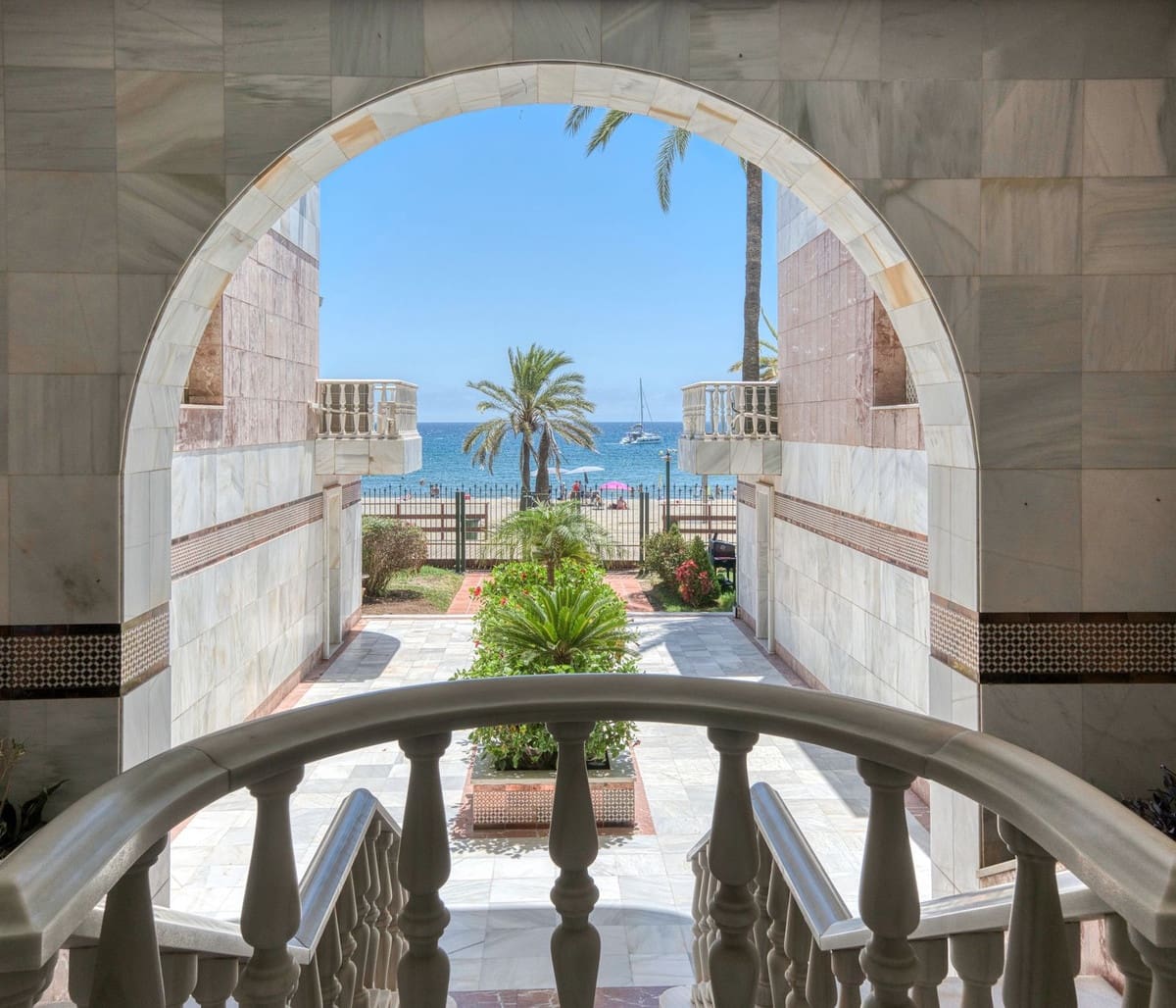 3 soverom Leilighet til salgs i Puerto Banus med svømmebasseng garasje - € 5 100 000 (Ref: 9099773)