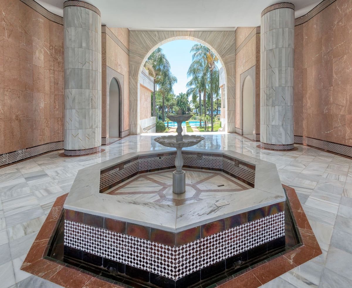 3 soverom Leilighet til salgs i Puerto Banus med svømmebasseng garasje - € 5 100 000 (Ref: 9099773)