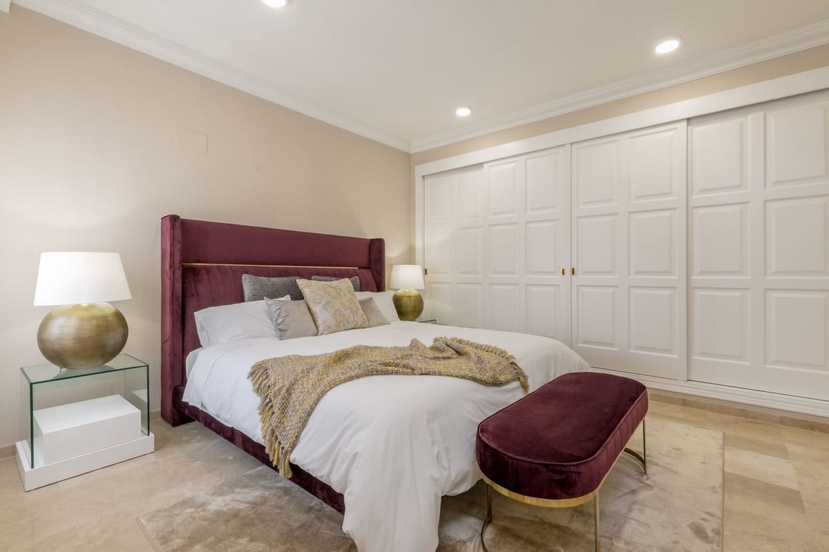 11 sypialnia Willa na sprzedaż w Benahavis z basenem garażem - 4 500 000 € (Ref: 9099775)