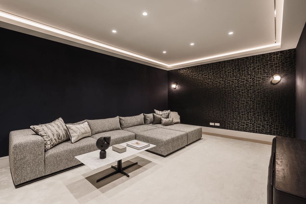 4 makuuhuone Huvila myytävänä paikassa Nueva Andalucia mukana uima-altaan 
autotalli - 4 595 000 € (Ref: 9100068)