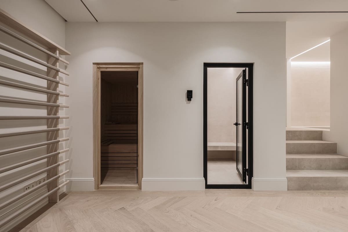 4 makuuhuone Huvila myytävänä paikassa Nueva Andalucia mukana uima-altaan 
autotalli - 4 595 000 € (Ref: 9100068)