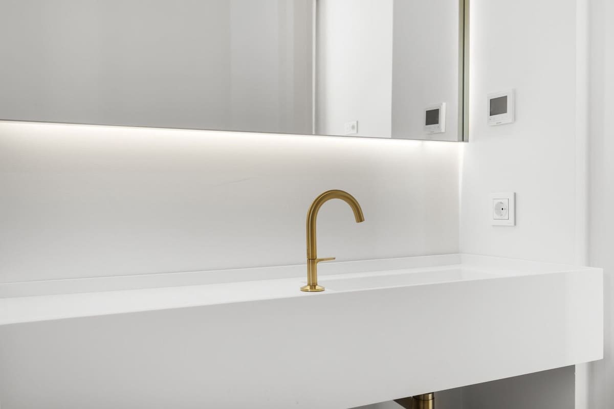 5 soverom Villa til salgs i Estepona med svømmebasseng garasje - € 2 190 000 (Ref: 9107952)