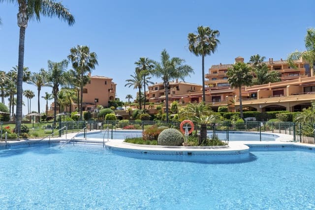 3 slaapkamer Appartement te koop in Estepona met zwembad garage - € 965.000 (Ref: 9108070)
