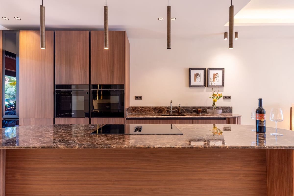 4 bedroom Townhouse for sale in Golden Mile with pool garage - € 1,995,000 (Ref: 9108173)