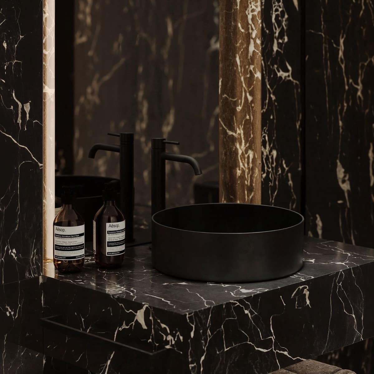 5 bedroom Villa for sale in Golden Mile with pool garage - € 8,995,000 (Ref: 9113393)