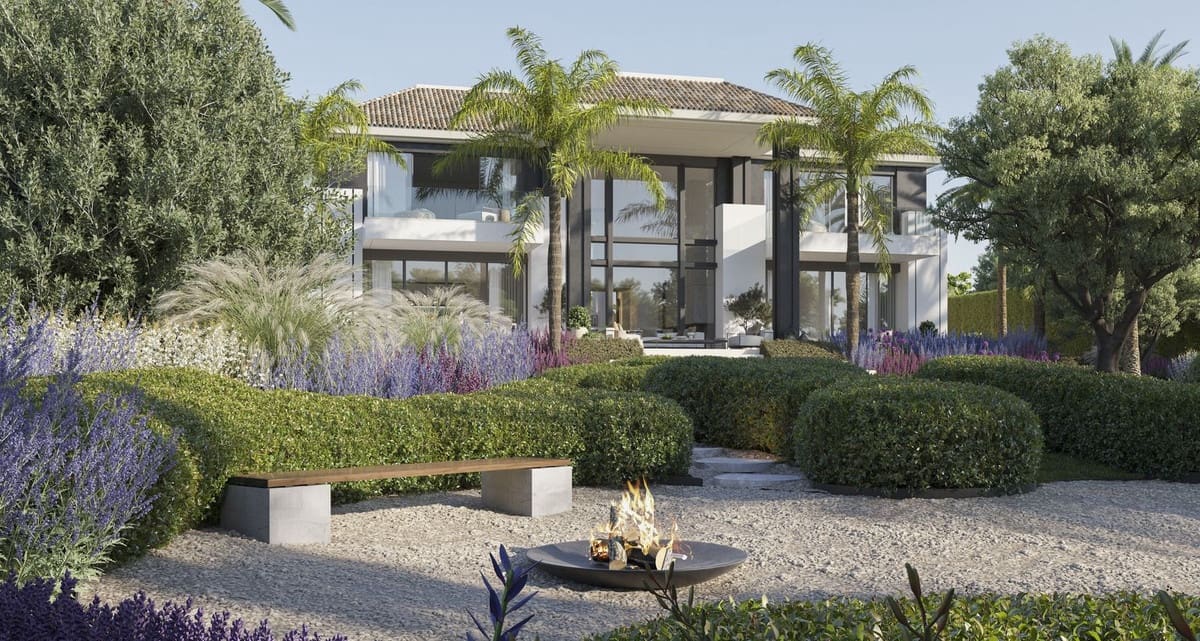 5 bedroom Villa for sale in Golden Mile with pool garage - € 8,995,000 (Ref: 9113393)