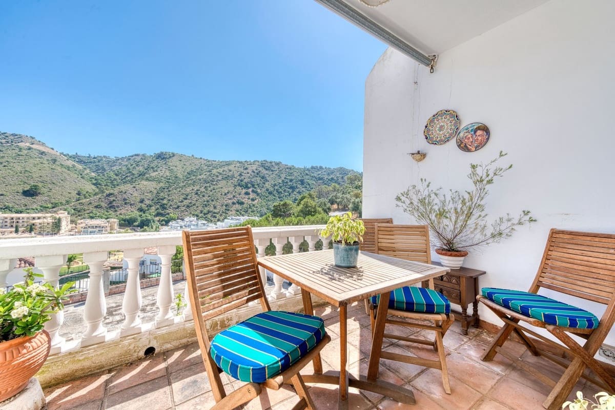3 bedroom Townhouse for sale in Benahavis - € 375,000 (Ref: 9115567)