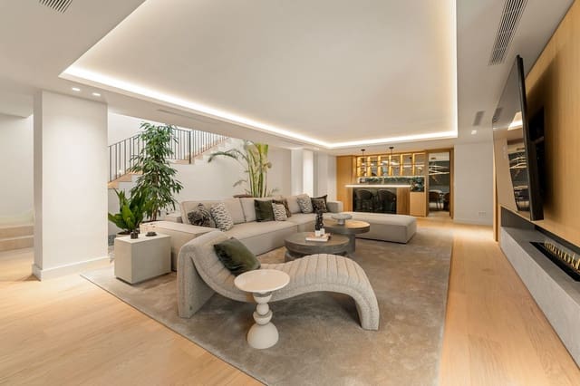 6 quarto Moradia para venda em Aloha Golf, Marbella com piscina garagem - 8 650 000 € (Ref: 9115569)