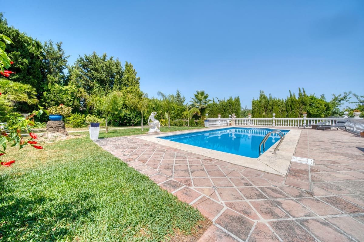 4 chambre Villa/Maison à vendre à Alhaurin el Grande avec piscine garage - 795 000 € (Ref: 9121439)