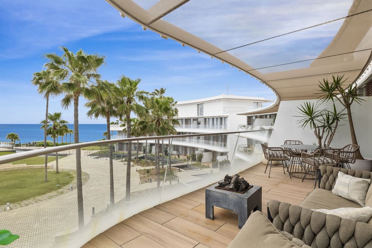 3 bedroom Apartment for sale in New Golden Mile with pool - € 995,000 (Ref: 9126268)