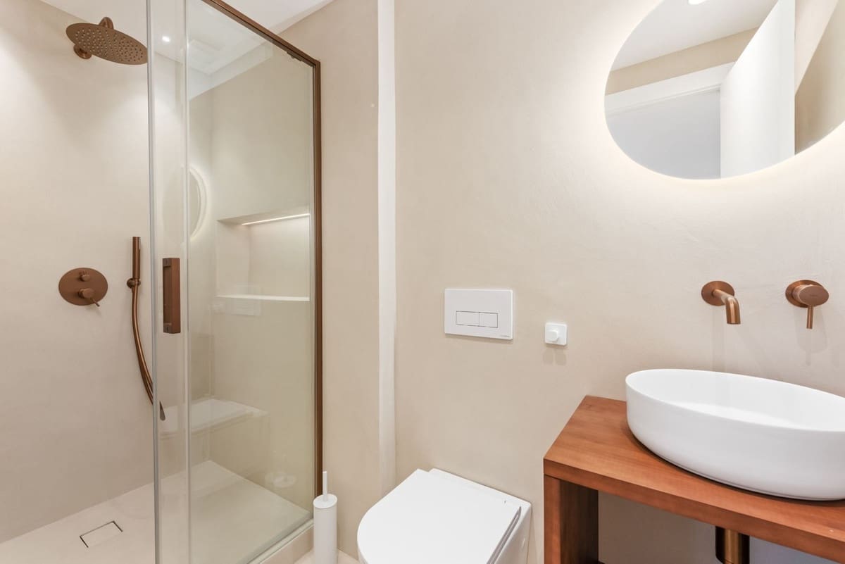 4 soverom Penthouse til salgs i La Duquesa / Puerto de la Duquesa med svømmebasseng garasje - € 1 350 000 (Ref: 9128901)