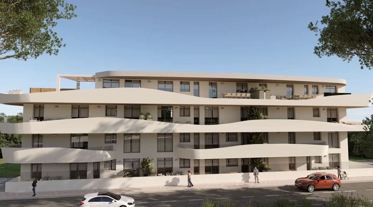 2 makuuhuone Huoneisto myytävänä paikassa Estepona mukana uima-altaan 
autotalli - 530 000 € (Ref: 9131443)