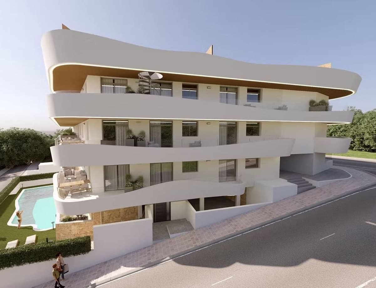2 makuuhuone Huoneisto myytävänä paikassa Estepona mukana uima-altaan 
autotalli - 530 000 € (Ref: 9131443)