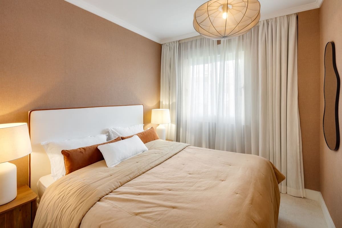 5 bedroom Apartment for sale in Golden Mile with pool garage - € 2,695,000 (Ref: 9138643)