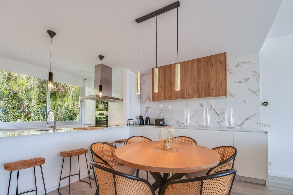 3 slaapkamer Huis te huur in Cancelada met zwembad garage - € 3.750 (Ref: 9142028)